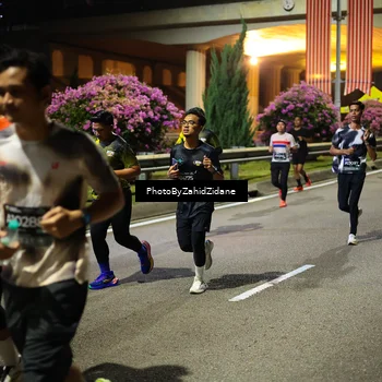 Runner Photo 6436036