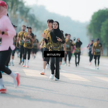 Runner Photo 6436037