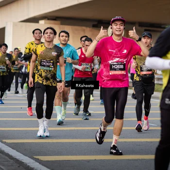 Runner Photo 6436046