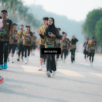 Runner Photo 6436058