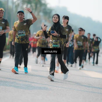 Runner Photo 6436075
