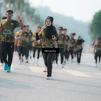 Runner Photo 6436076