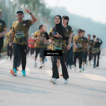 Runner Photo 6436077