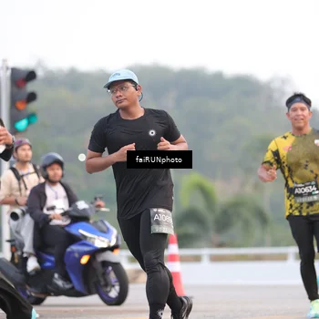 Runner Photo 6436083