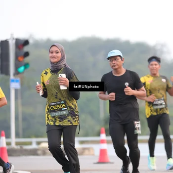 Runner Photo 6436084