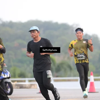 Runner Photo 6436085