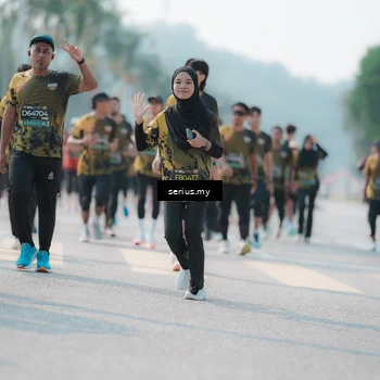 Runner Photo 6436094