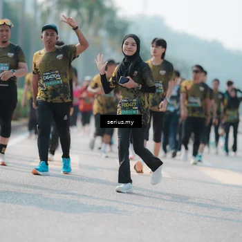 Runner Photo 6436095