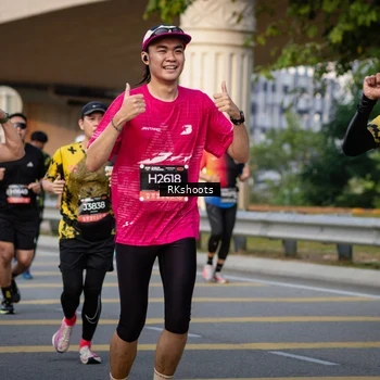 Runner Photo 6436105