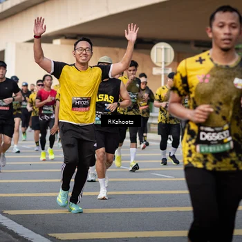 Runner Photo 6436121