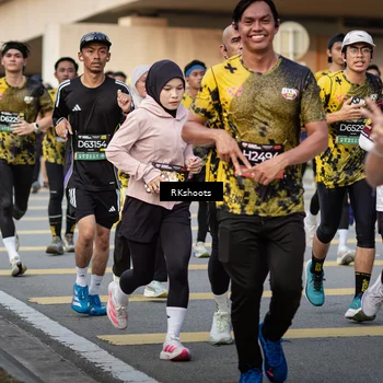 Runner Photo 6436203