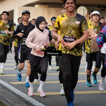 Runner Photo 6436204