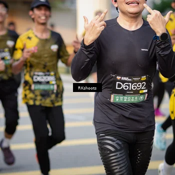 Runner Photo 6436240