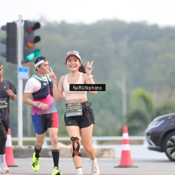 Runner Photo 6436246