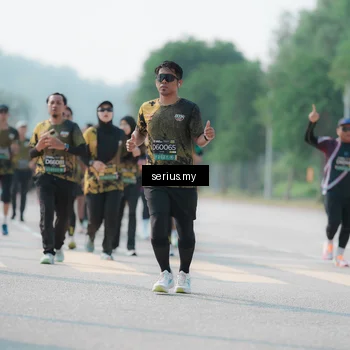 Runner Photo 6436254