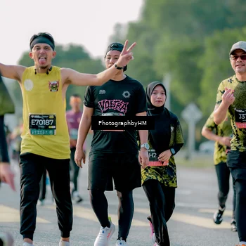 Runner Photo 6436273
