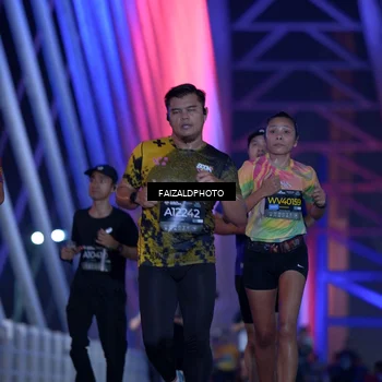 Runner Photo 6436279