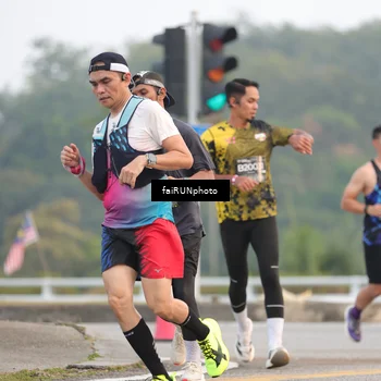 Runner Photo 6436301