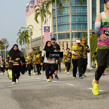Runner Photo 6436308