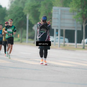 Runner Photo 6436316