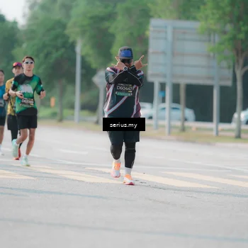 Runner Photo 6436317