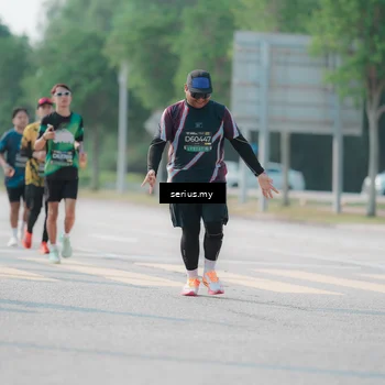 Runner Photo 6436331
