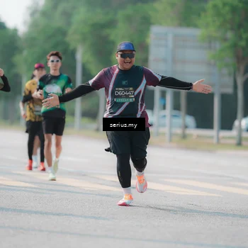 Runner Photo 6436356