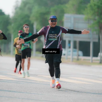 Runner Photo 6436366