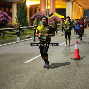 Runner Photo 6436372