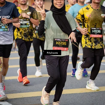 Runner Photo 6436375