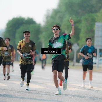 Runner Photo 6436391