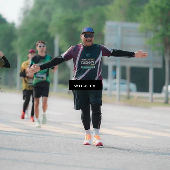 Runner Photo 6436392