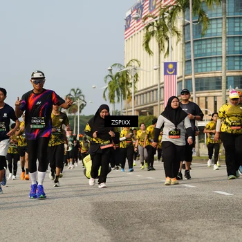 Runner Photo 6436398