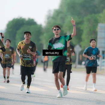 Runner Photo 6436406