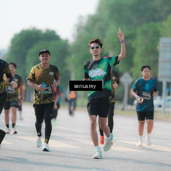 Runner Photo 6436407