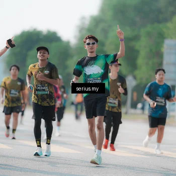 Runner Photo 6436409