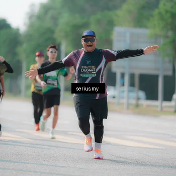 Runner Photo 6436410
