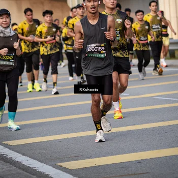 Runner Photo 6436417