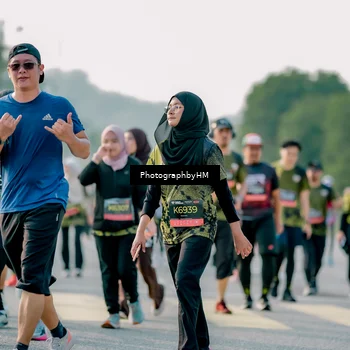 Runner Photo 6436429
