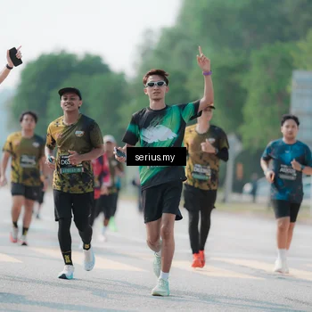Runner Photo 6436432