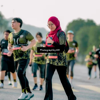 Runner Photo 6436456