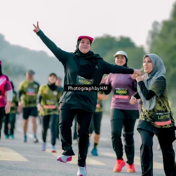 Runner Photo 6436459