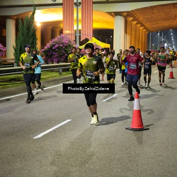 Runner Photo 6436487