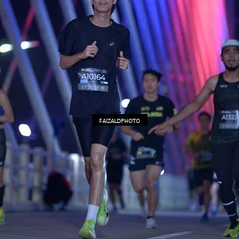 Runner Photo 6436490