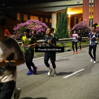 Runner Photo 6436512