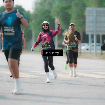 Runner Photo 6436516