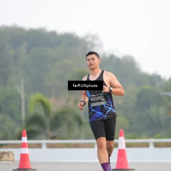 Runner Photo 6436536