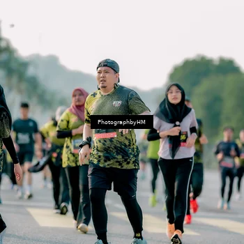 Runner Photo 6436540