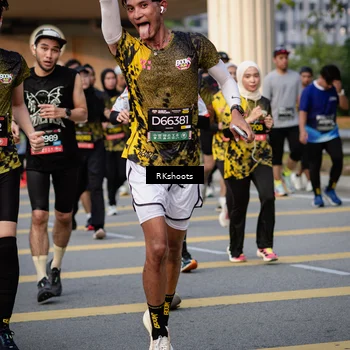 Runner Photo 6436548