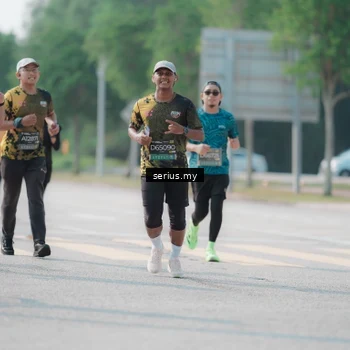 Runner Photo 6436569
